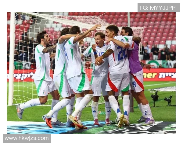 意大利足球明星精彩瞬间回顾与经典集锦图片展示 意大利足球明星精彩瞬间回顾与经典集锦图片展示