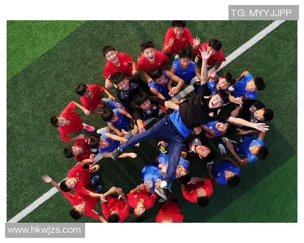 少年逆袭成足球明星的传奇之路与梦想追逐的热血故事 少年逆袭成足球明星的传奇之路与梦想追逐的热血故事